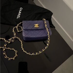 Authentic Mini Vintage Chanel in Navy Blue Quilted Women's Bag
